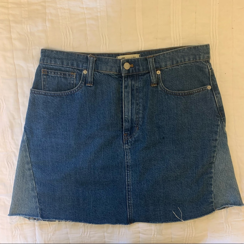 LAST DAY 11/10 🚨 BUNDLE OR OFFER 🚨 Denim madewell mini skirt size 30